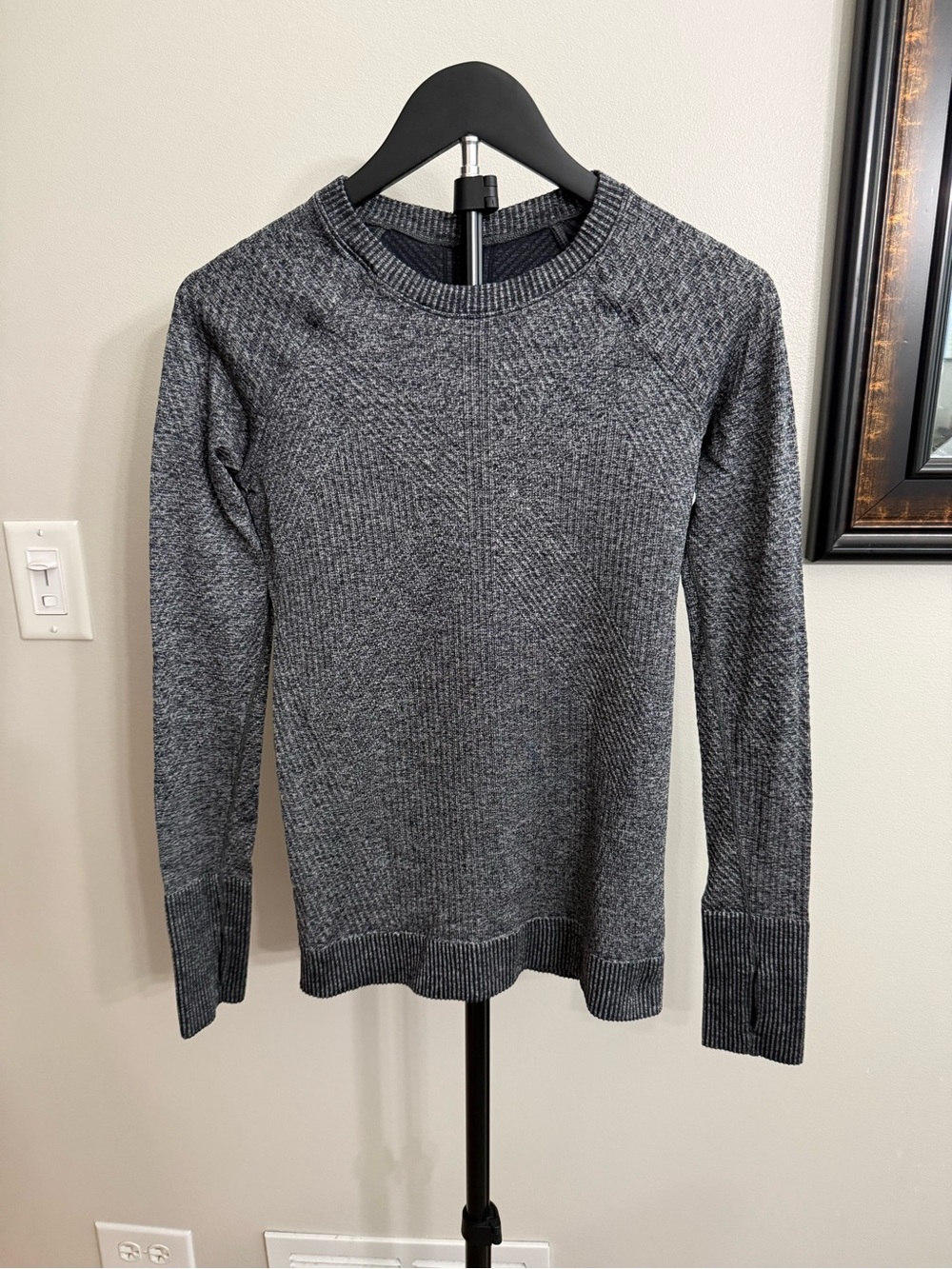 lululemon athletica Gray Long Sleeve Ribbed Crewneck Sweater